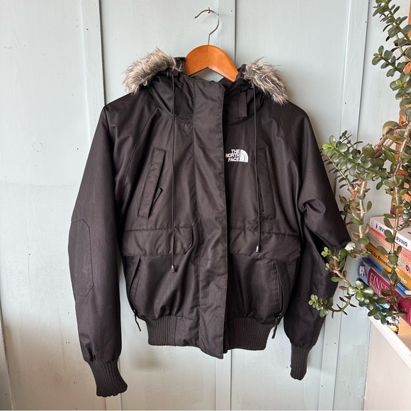 The North Face HyVent 800 Down Puffer Winter Bomber Jacket Faux Fur Hood Sz XS - Picture 3 of 9